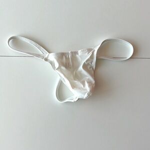 BEAU - SWIM THONG MILK - M